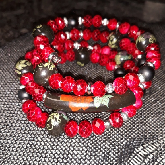 Red Rose Wrap Bracelet - Picture 1 of 4